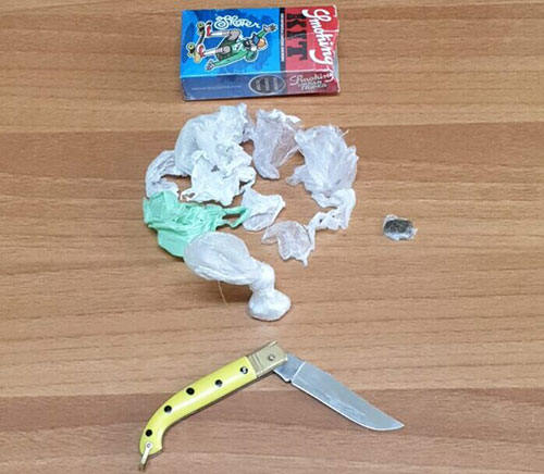 Droga market in auto, arrestato 19enne a Montecorvino Rovella