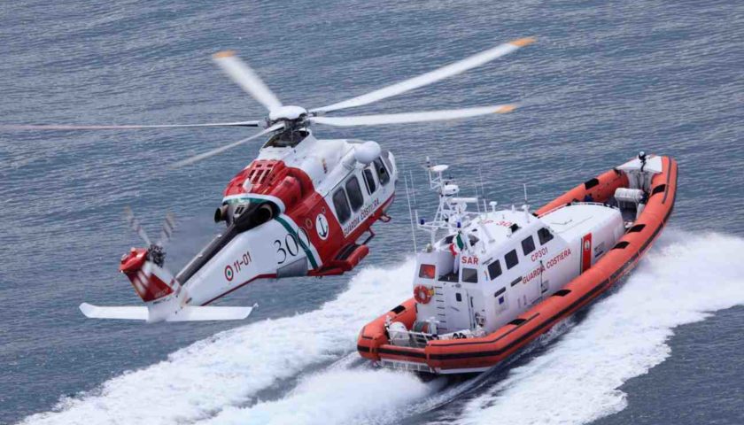 Castellabate, donna scomparsa: la denuncia del marito, ricerche anche in mare