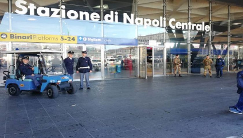 Comprano droga a Napoli e violano le norma anti civid: nei guai due giovani salernitani