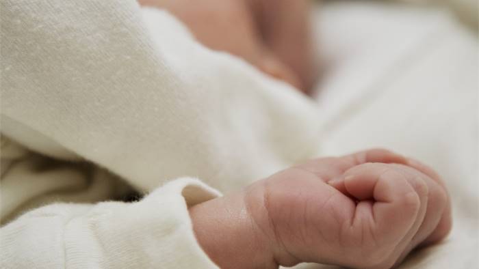 A Salerno contagiato anche un bimbo di 10 mesi, in quarantena con la famiglia