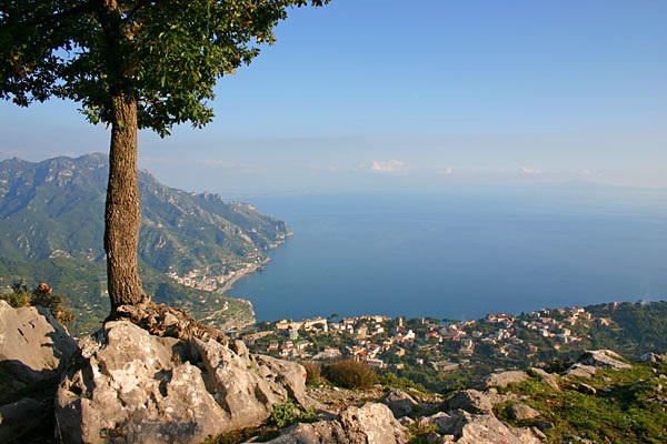 Emergenza covid 19, per il sindaco di Scala il turismo paga il prezzo più alto