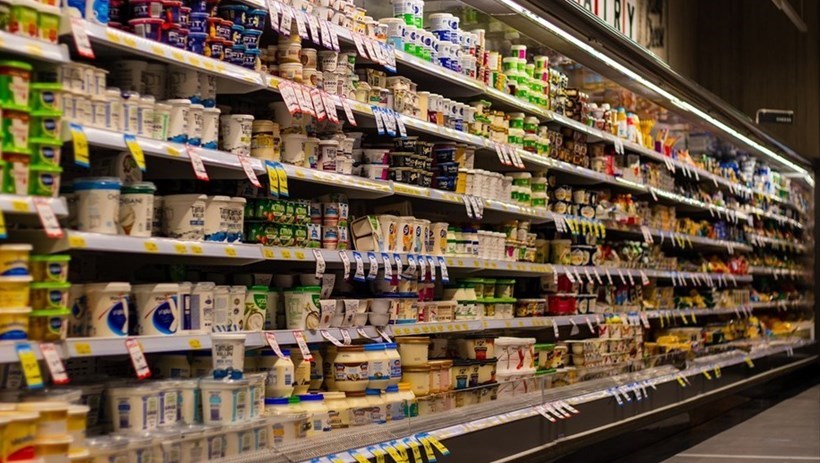 Assalto al supermercato ad Eboli, banditi in fuga con 40mila euro