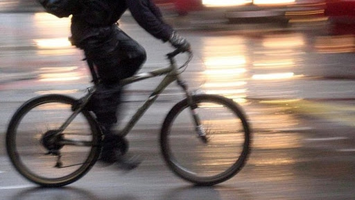 La Fiab Salerno dona una bicicletta a nigeriano affetto da problemi ai reni