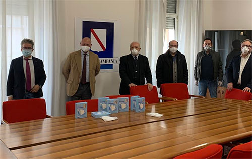 La Regione consegna 12mila mascherine alle aziende del trasporto pubblico