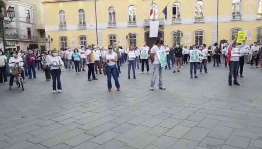 Flash mob a Nocera Inferiore contro l’inquinamento del Sarno