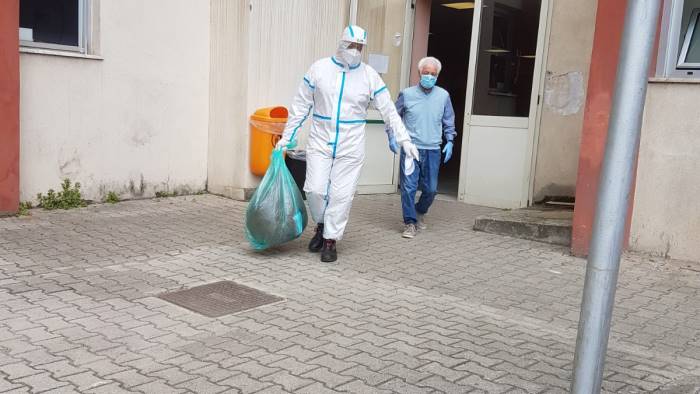Torna a casa un cittadino di San Valentino Torio, accolto dall’amministrazione comunale