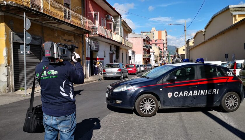 Pagani, danneggiato parcheggio di via Garibaldi: i vandali hanno tra i 13 e i 14 anni. Denunciati