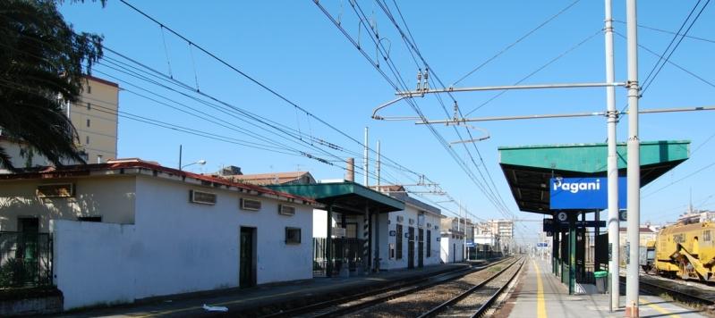 Anziano ritrovato cadavere sui binari dismessi nei pressi della stazione di Pagani