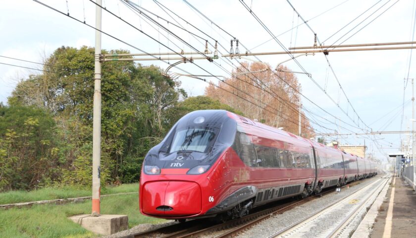 Trenitalia, da oggi all’11 ottobre sospese le corse sulla linea veloce Monte Vesuvio da Napoli verso Sud