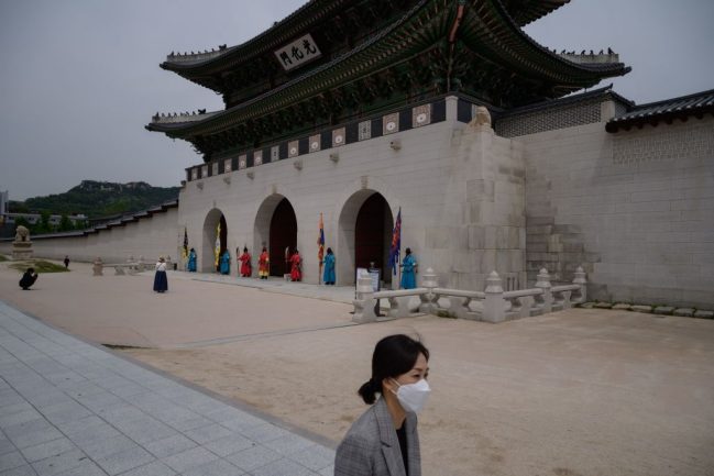 CORONAVIRUS. IN COREA DEL SUD RICHIUDONO PARCHI E MUSEI