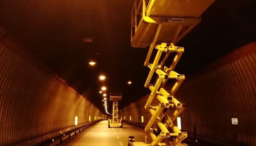 ANAS: SULLA TANGENZIALE DI SALERNO, AL VIA I LAVORI DI EFFICIENTAMENTO ENERGETICO DEGLI IMPIANTI TECNOLOGICI DELLA GALLERIA ‘MASSO DELLA SIGNORA’