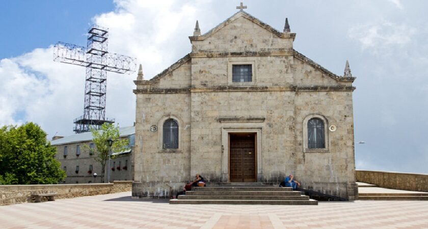 Domani riapre il Santuario della Madonna di Novi Velia