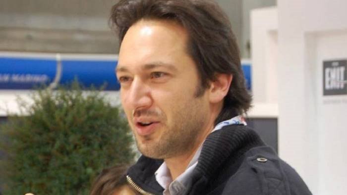 I 5 Stelle: “Greco rispedito a casa per un’opinione personale sul Da Procida”