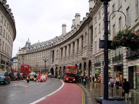 Covid 19 nel Regno Unito, da oggi test e tracciamenti: 20mila segugi in campo