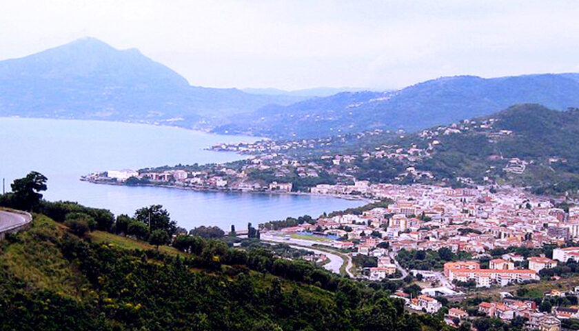 A Sapri arriva il divieto di balneazione in località Cammarelle