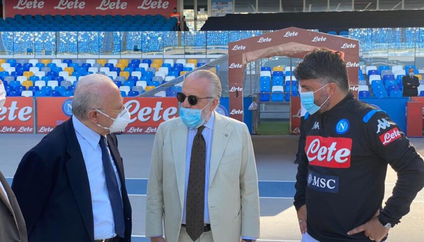 Riparte il calcio, De Luca al San Paolo saluta il Napoli e De Laurentiis