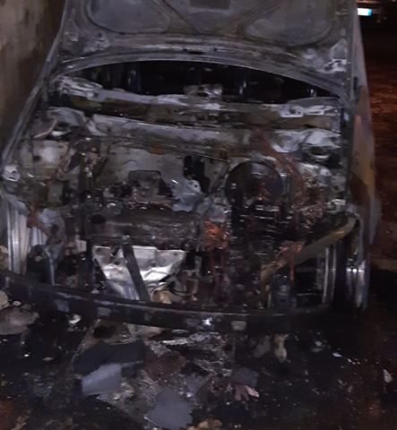 Incendiata auto di un vigile urbano a Sant’Egidio del Monte Albino, il sindaco: “Atto ignobile e vigliacco”