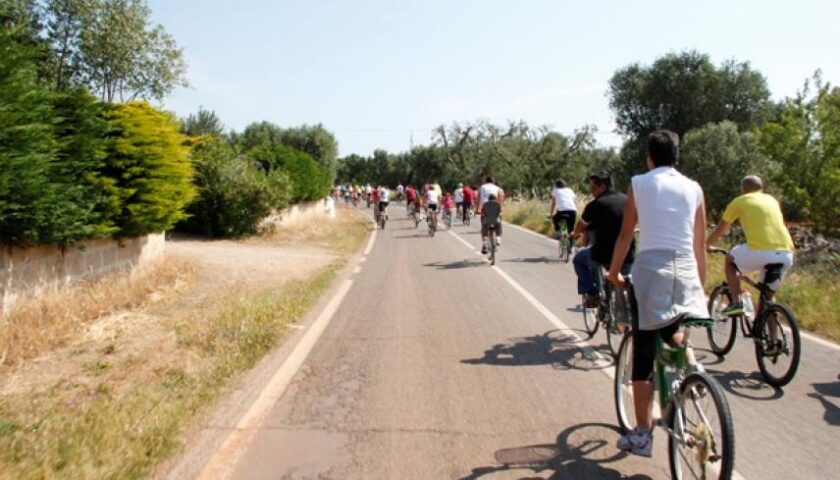 Ciclo passaggiata per rilanciare la mobilità sostenibile in città