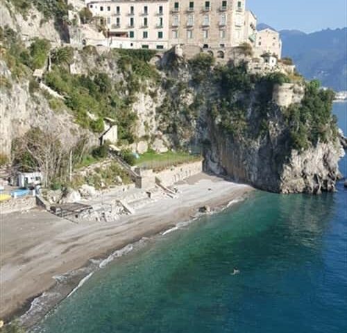 Ravello – Regolamentato l’accesso alla spiaggetta di Castiglione