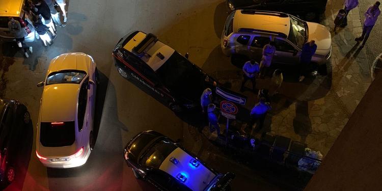 Botte e coltellate a Eboli, fermato dai carabinieri un 38enne