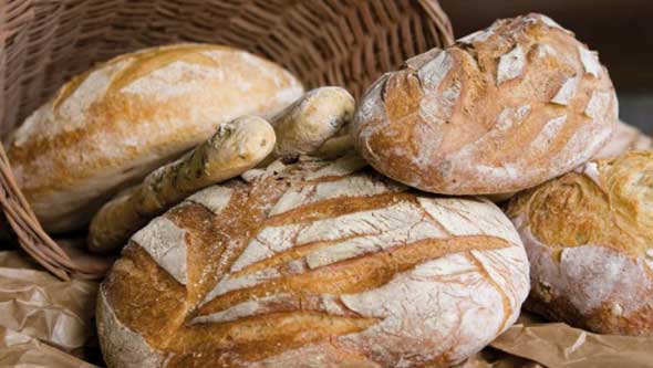 Stangata anche sul pane: si rischia di pagare 1 euro al chilo in più in Campania