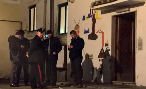 Occupava abusivamente la casa dove fu ucciso Gegè De Marco: extracomunitario sgomberato