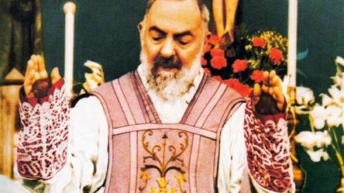 Il 16 giugno 2002 il frate di Pietrelcina diventa San Pio