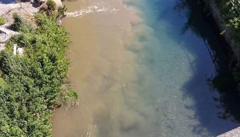 Flash mob a San Valentino Torio contro l’inquinamento del fiume Sarno