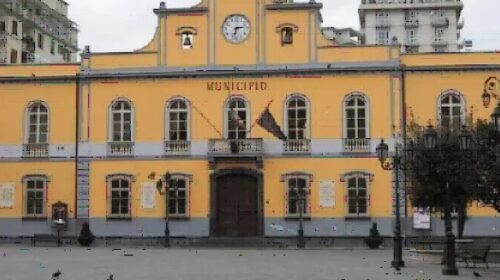 Casa al nono piano abusiva: demolita l’eredità di famiglia a Nocera Inferiore