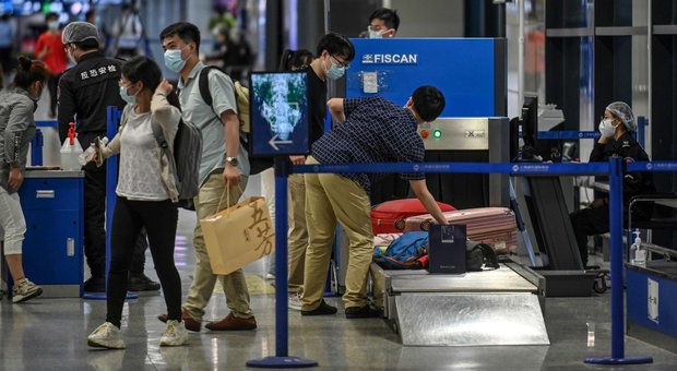 Covid 19 in Cina, preoccupa la situazione di Pechino con altri 27 casi. Zero contagi a Wuhan