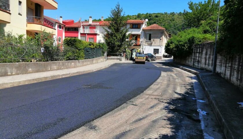 Pellezzano – continuano i lavori di manutenzione della viabilità cittadina