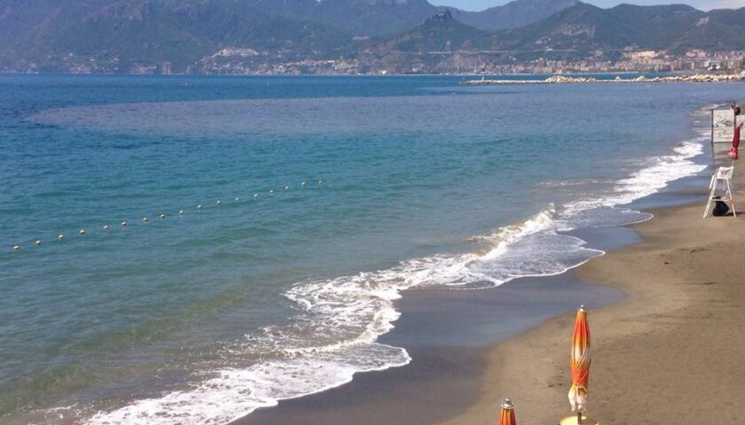 Mare inquinato a Salerno, l’Udicon chiede chiarezza