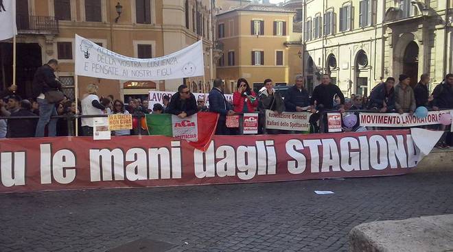 Ad Amalfi la rabbia degli stagionali dimenticati dal Governo