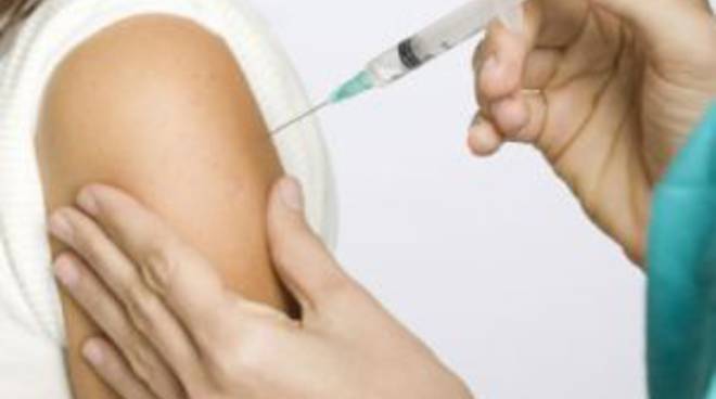 Covid 19, in Campania 50mila vaccini somministrati in 24 ore