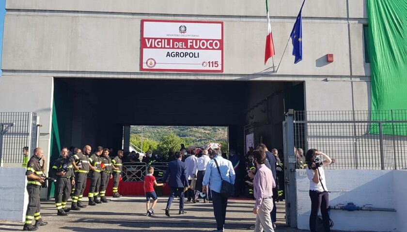 Agropoli. Inaugurata la nuova sede dei Vigili del fuoco, ma il Sindaco non si ferma