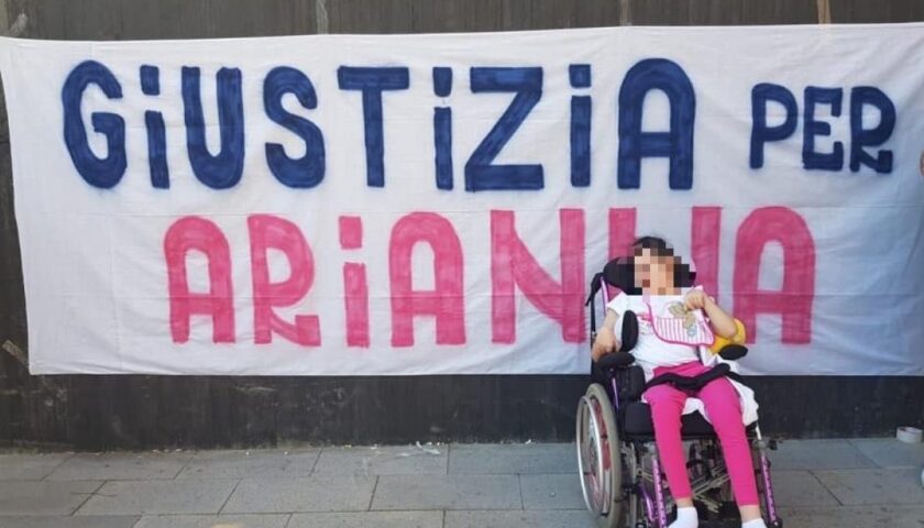 Risarcimento sospeso alla piccola Arianna di Cava, i genitori: “Delusi dalla giustizia, andiamo avanti”