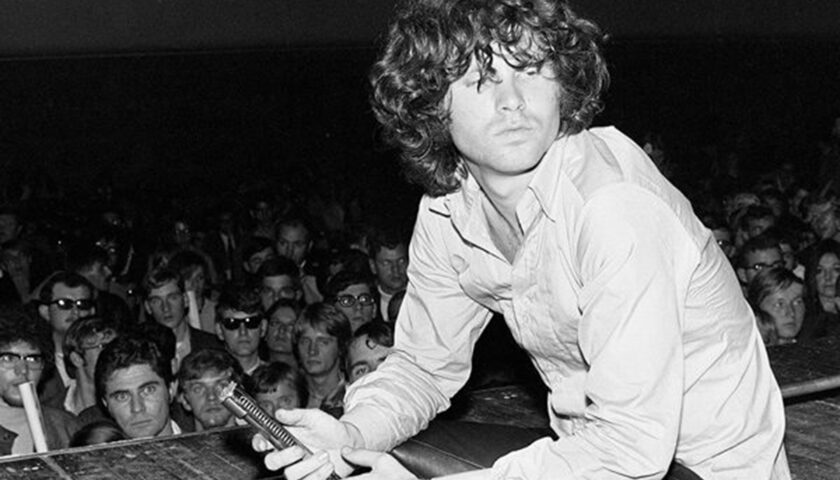 Mezzo secolo senza Jim Morrison, morto misteriosamente
