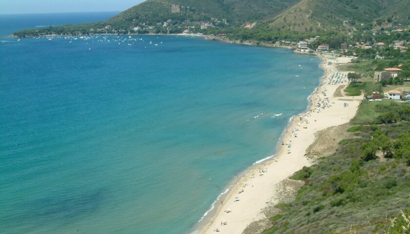 Montecorice, divieto di fumare e portare cani sulle spiagge libere