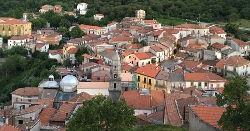 Il convento  San Francesco acquisito al Comune di Sicignano