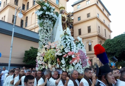 Domani al via i festeggiamenti della Madonna del Carmine, non ci sarà la processione