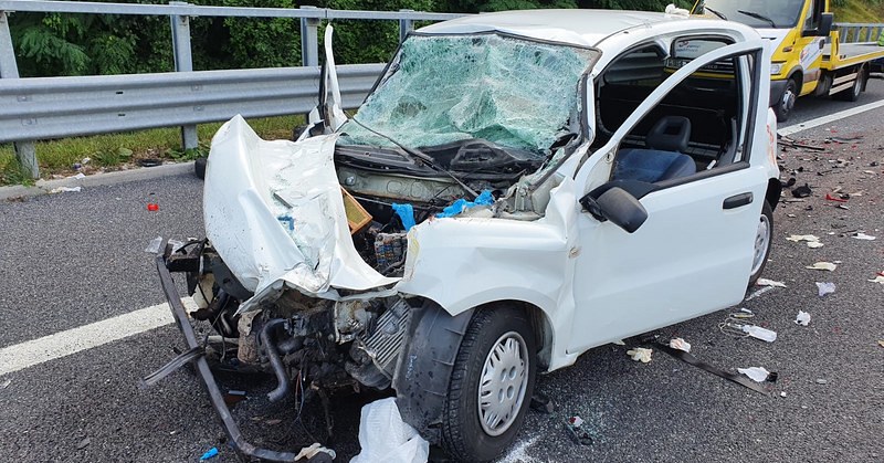 Incidente tra Padula e Lagonegro, automobilista grave