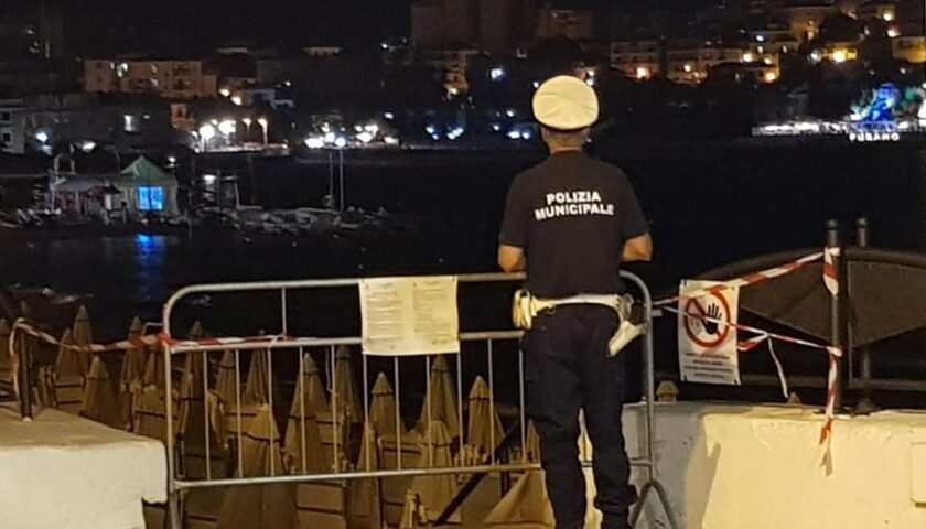 Agropoli – Il sindaco Adamo Coppola soddisfatto per il dispositivo messo in campo per evitare i falò