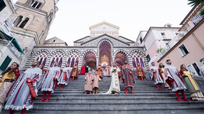 Amalfi incorona un eroe della normalità il Capitano Arma nominato Magister di Civiltà Amalfitana