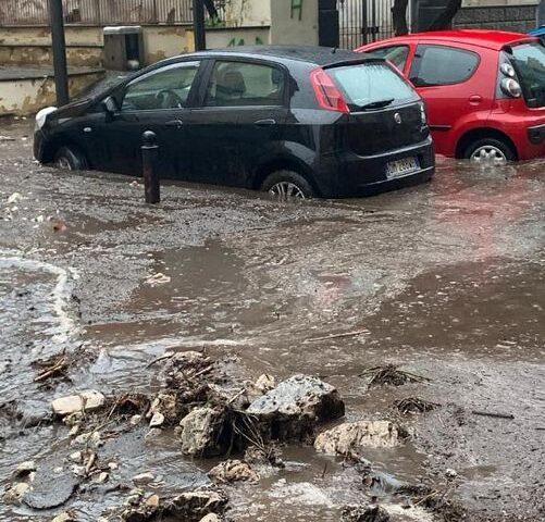 Sarno, domani scuole chiuse. Sfollati alla Baccelli