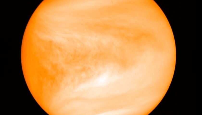 Segnali di vita sul pianeta Venere: “In atmosfera una sostanza che si genera con l’attività biologica”