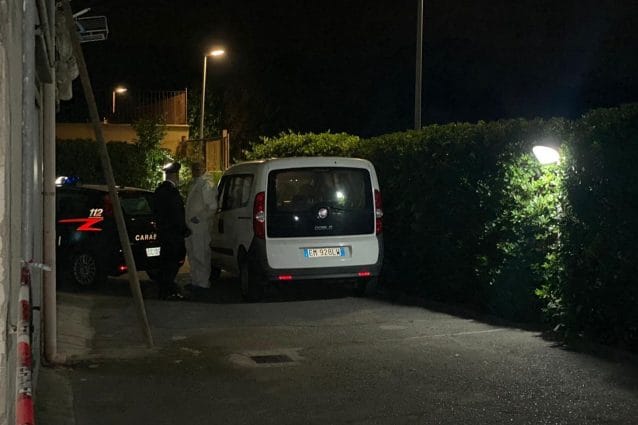 Neonata morta a Roccapiemonte, il giudice scarcera il padre. La madre resta in manette