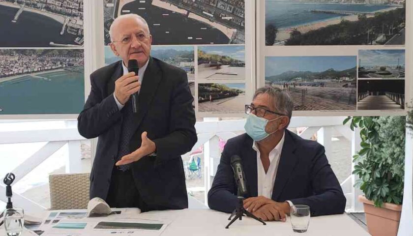 Salerno, De Luca: “Stiamo realizzando il progetto voluto da Bohigas, ripartiamo con il ripascimento”