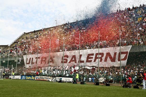 Palloni restituiti a Lotito, Daspo da 2 a 5 anni per una decina di tifosi della Salernitana