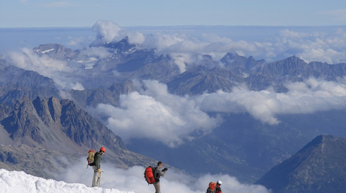 Il 23 ottobre 1863 su iniziativa di Quintino Sella viene fondato il Club Alpino Italiano Il 23 ottobre 1863 su iniziativa di Quintino Sella viene fondato il Club Alpino Italiano