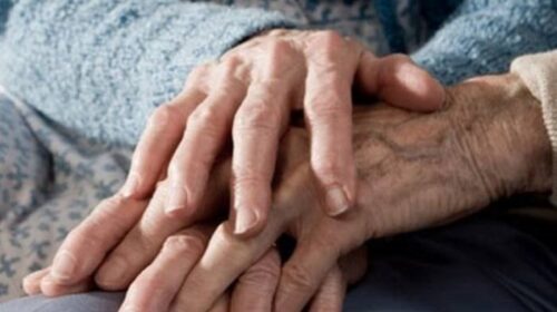 Salerno, anziani maltrattati ed Rsa carente: processo immediato per un 64enne